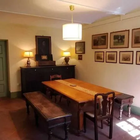 Appartement 1-Bed Apartment in Certaldo