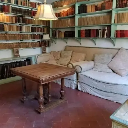 Appartement 1-Bed Apartment in Certaldo Certaldo